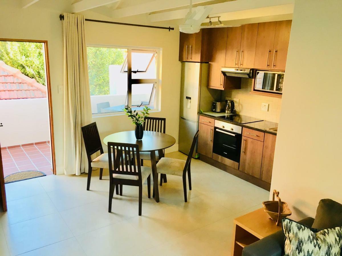 Kilkenny Cottages 2 Bedroom Unit Johannesburg Bagian luar foto