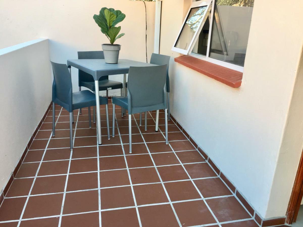 Kilkenny Cottages 2 Bedroom Unit Johannesburg Bagian luar foto